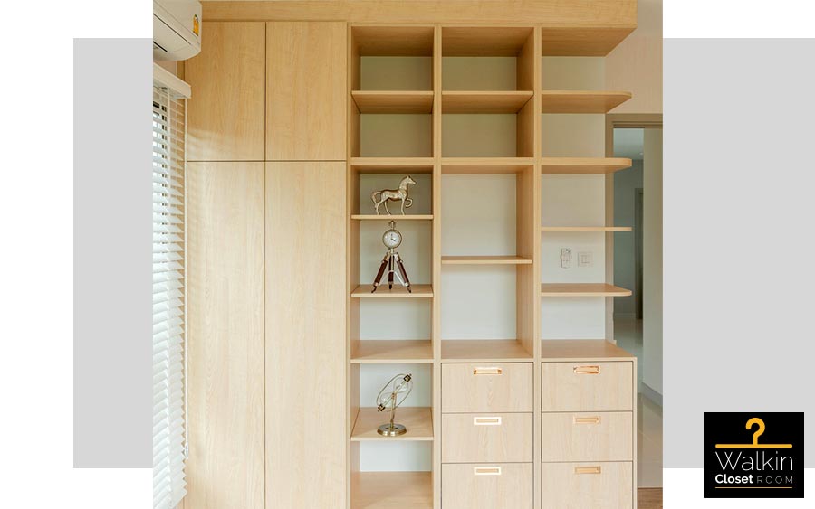 ตู้เก็บของ Built-in โครงปาติเกิล กันชื้น เคลือบ Melamine สี Light Walnut ลายไม้