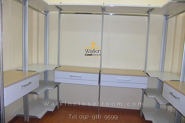 Walk in Closet U Shape บ้านคุณบี